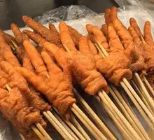 Braised Chicken Feet with Tiger Skin