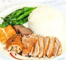 Braised Goose with Golden Needle Mushrooms Rice Set