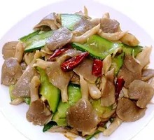 Bamboo Mushroom and Pork Slices