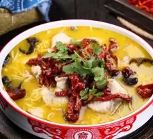 Golden Soup Sour Cabbage Fish Slices