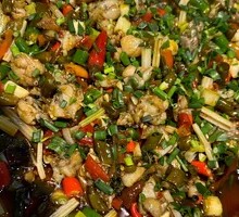 Double Pepper Frog Legs