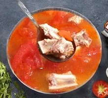 Tomato and Pork Rib Soup