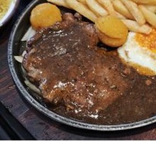 Classic Steak Plate Meal