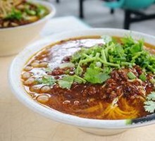 Spicy Broad Noodles with Pea Paste
