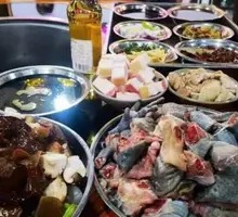 Fresh Killed Three-Yellow Chicken