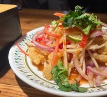 Thai Crushed Chicken Feet