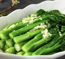 Garlic Stir-Fried Greens