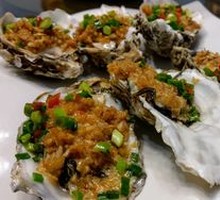 Steamed Oysters with Garlic and Vermicelli
