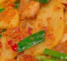 Stir-Fried Potato Slices with Fermented Chili