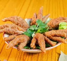 Braised Chicken Feet with Tiger Skin