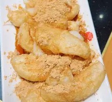 Egg-fried glutinous rice cake