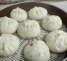 Saucy Pork Steamed Buns