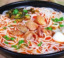 Braised Pork Intestines with Rice Noodles