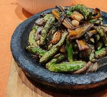 Crispy Eel in Silk Cave