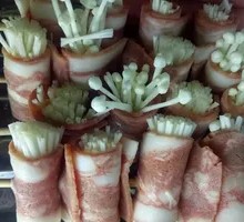 Enoki Mushroom with Bacon