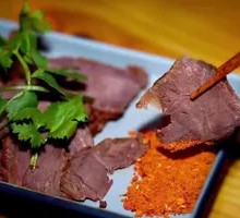 Aromatic Braised Beef