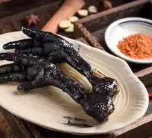 Oil-Boiled Chicken Feet