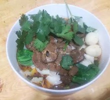 Braised Pork Knife-Shaved Noodles