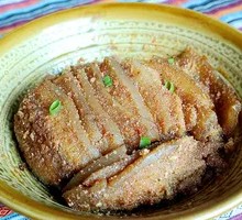 Steamed Pork with Rice and Cold Mixed Three-Slice Rice Bowl