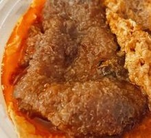 Braised Pork Trotter with Snail Noodles