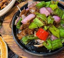 Grilled Beef on Iron Plate