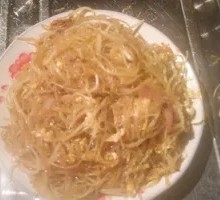 Fried Rice Noodles with Egg