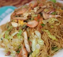 Seafood Stir-Fried Noodles