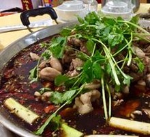 Fresh Rabbit Hot Pot