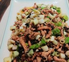 Winter Cabbage Shredded Pork