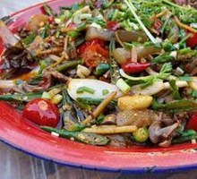 Spicy Pepper Chicken Offal