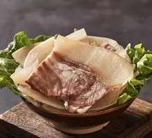 Beef with Skin