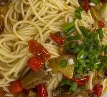 Spicy Ginger Duck Noodles