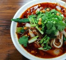 Beef Daoxiao Noodles