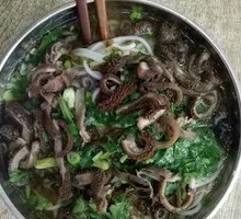 Red Broth Lamb Offal Rice Noodles
