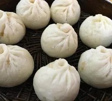 Saucy Pork Steamed Buns