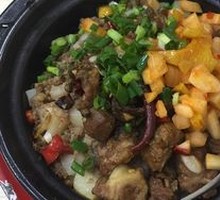 Spicy Pork Ribs Clay Pot Rice