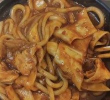 Sauce-Flavored Chicken with Rice Cake