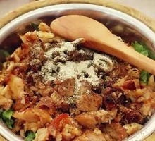 Cumin Pork Hot Dog Rice