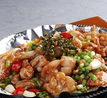 Sizzling Frog Legs
