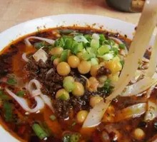 Pea and Pork Sauce Rice Noodles