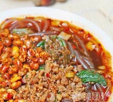 Spicy Sour Noodles with Sauce