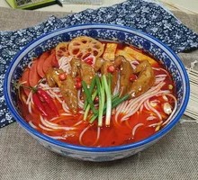 Hot Pot Spiced Chicken Wing Tips Rice Noodles