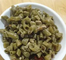 Stir-fried Pickled Beans