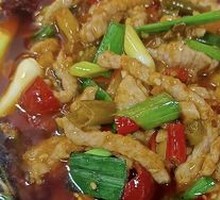 Pickled Chili Fish-Flavored Shredded Pork Noodles