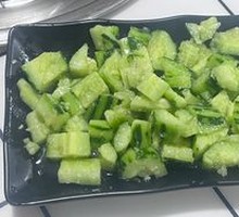Garlic Cucumber Salad