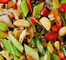 Spicy Pepper Crispy Intestine