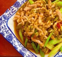 Pickled Chili Shredded Pork