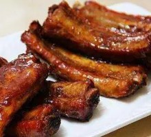 Charcoal-Grilled Pork Ribs