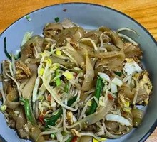 Stir-Fried Rice Noodles