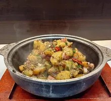 Stone Pot Small Potatoes